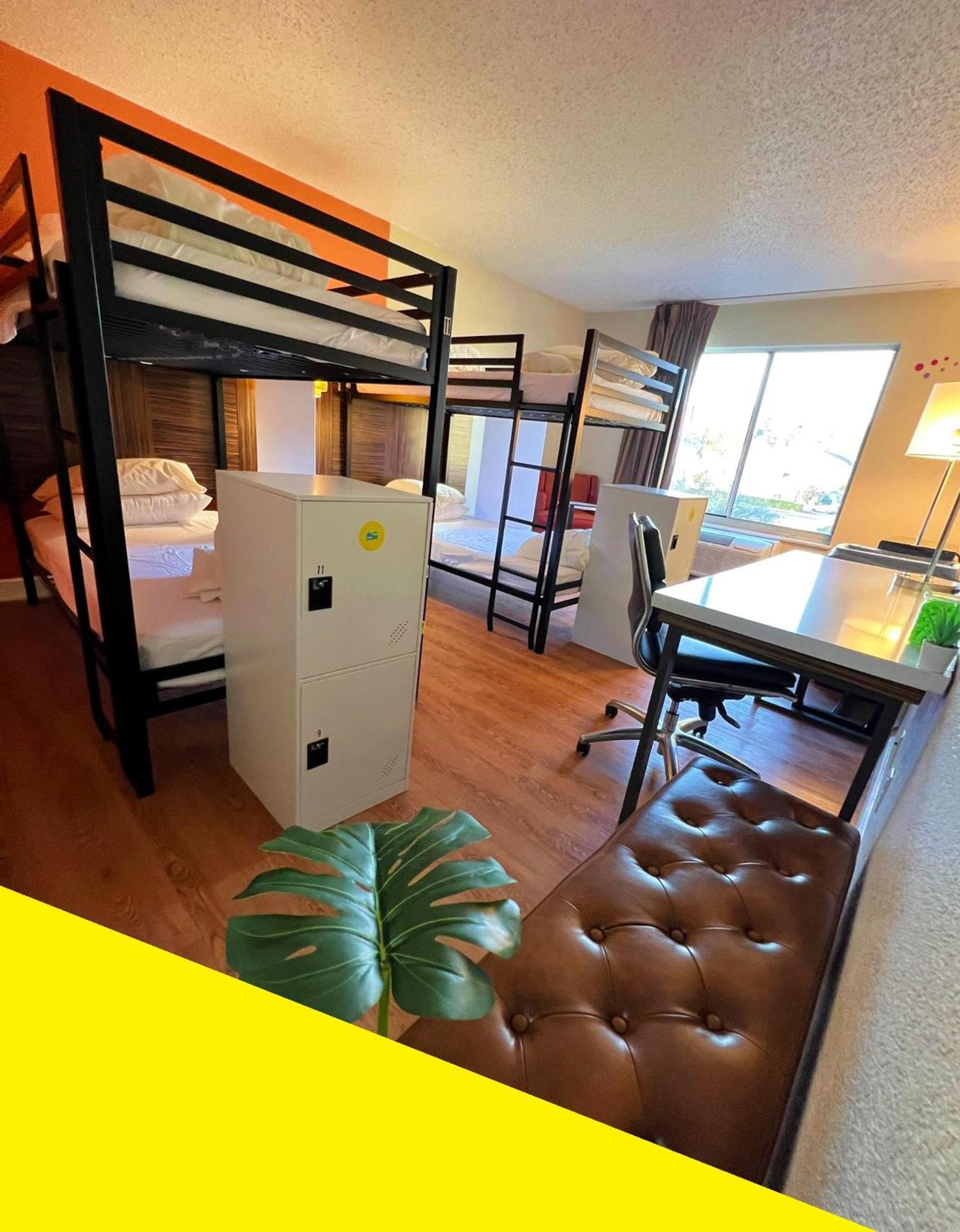 Hostel Bposhtels Charlotte Zewnętrze zdjęcie